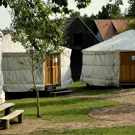 Orallo Szer Campingplatz Őriszentpéter