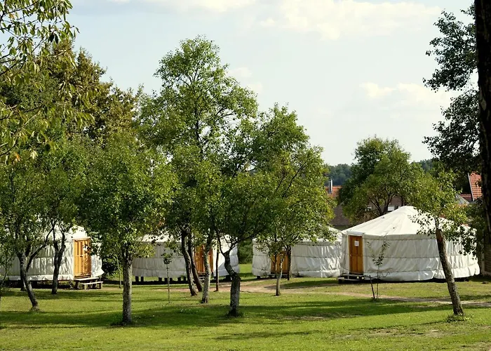 Кемпинг Orallo Szer